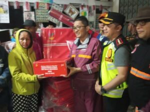 Gerak Cepat Wako Hendri Septa Meninjau Korban Banjir