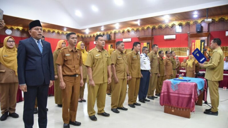Mutasi Awal Tahun, Wali Kota Pariaman Lantik 19 Pejabat Eselon II dan III