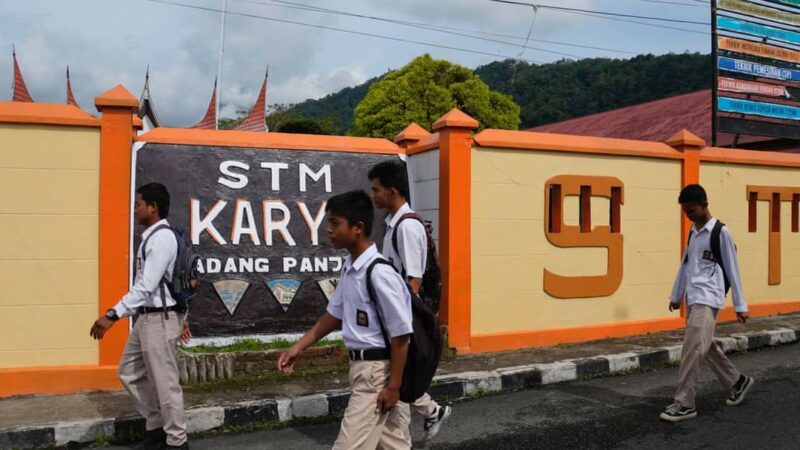 Dikabarkan Tutup, SMK Karya Padang Panjang Pastikan Tetap Eksis