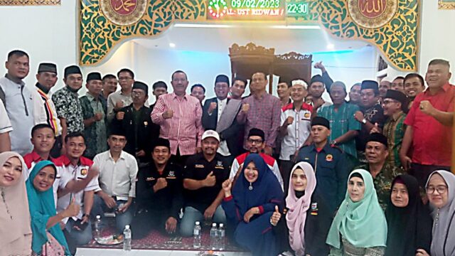 Wako dan Wawako Ikuti Acara Perantau Pariaman di Masjid PKDP Batam