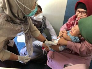 Cegah Polio, Dinkes Padang Maksimalkan Imunisasi Anak