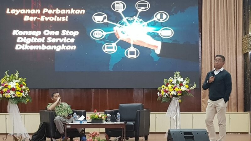 Kuliah Umum di Unand, Direktur BNI Ronny Venir Bahas Transformasi Digital Perbankan