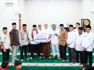 Ketua DPRD Sumbar Safari Ramadan Pertama di Guguak, Masjid Disumbang Rp50 Juta