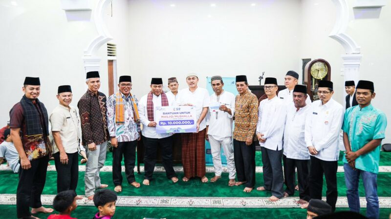 Ketua DPRD Sumbar Safari Ramadan Pertama di Guguak, Masjid Disumbang Rp50 Juta