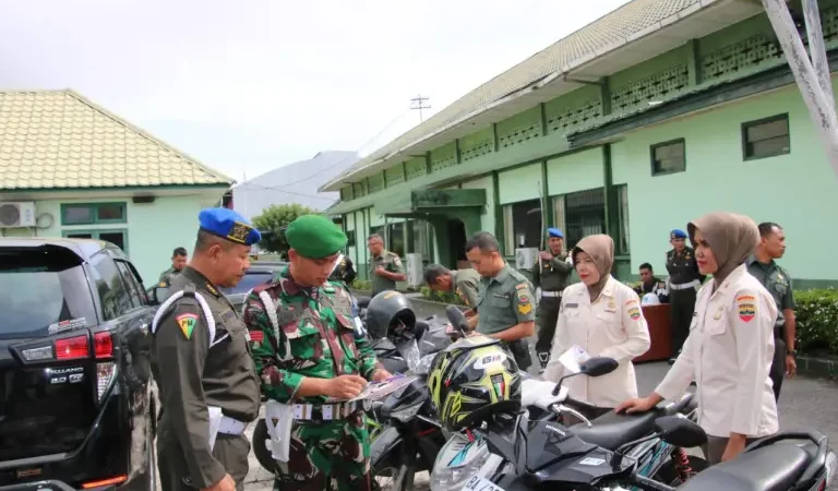Denpom 1/4 Padang Periksa Kendaraan Personel Korem 032/Wirabraja