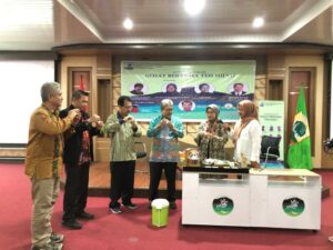 TPB Fateta Unand - Mitra Kerinci Bumikan Budaya 'Ngeteh'