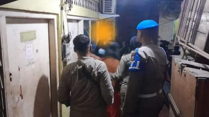 Satpol PP Padang Intens Awasi Penginapan