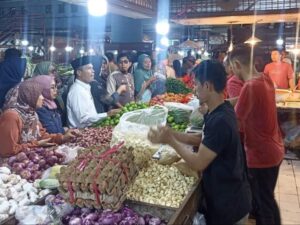 Sidak ke Pasar Raya, Pemko Padang Jamin Pasokan Bahan Pokok Terjaga