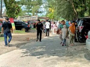 2 Hari Libur Lebaran, Pantai Tiram Dipadati 6 Ribu Pengunjung