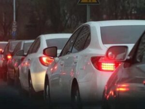 Jelang Hari Raya Idul Fitri 1444 Hijriyah, sudah mulai terjadi peningkatkan jumlah kendaraan di Sumatra Barat. Salah satunya melewati Agam