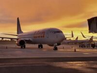 Tiket pesawat dari Padang menuju Jakarta usai Hari Raya Idul Fitri 1443 Hijriyah hingga 1 Mei 2023 habis terjual. Tiket pesawat untuk tujuan