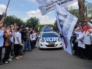 Fadli Zon dan Andre Rosiade Lepas Ribuan Perantau Minang Pulang Basamo dari Kompleks DPR