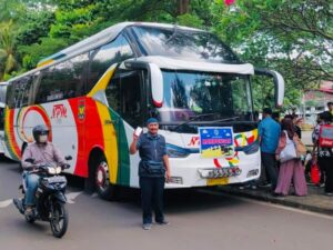 Pemko Sediakan 2 Bus NPM untuk Mudik Gratis 75 Mahasiswa Asal Padang Panjang