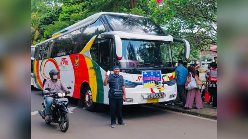 Pemko Sediakan 2 Bus NPM untuk Mudik Gratis 75 Mahasiswa Asal Padang Panjang