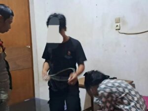 Satuan Polisi Pamong Praja (Satpol PP) Kota Padang mengamankan lima pasangan yang bukan berstatus suami istri pada Kamis (27/4/2023) malam.