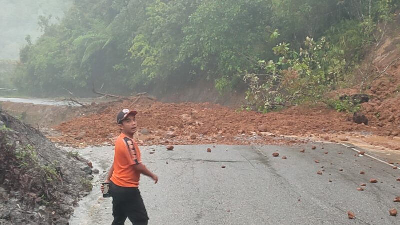 Hujan Lebat Picu Longsor di Sejumlah Kawasan di Agam