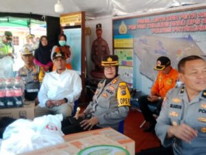 Penjabat Wali Kota Payakumbuh Rida Ananda meninjau sejumlah pos pengamanan dan pos pelayanan terpadu di Kota Payakumbuh,