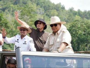 Ketua DPD Partai Gerindra Sumbar, Andre Rosiade mengungkapkan bahwa partainya ingin mencetak sejarah dengan kembali menjadi partai pemenang