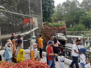 Pemko Bukittinggi menggratiskan tiket masuk untuk dua objek wisata di daerah tersebut pada 20 Desember 2024 nanti.Dua objek wisata tersebut