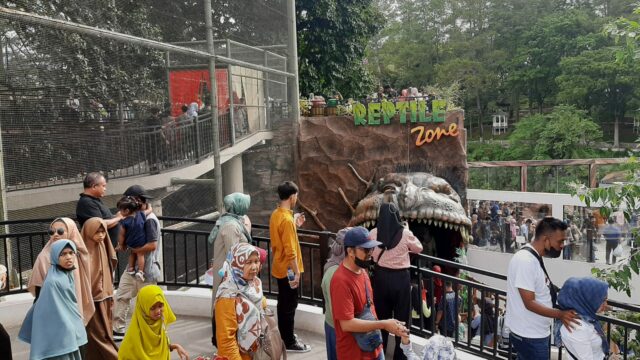 Pemko Bukittinggi menggratiskan tiket masuk untuk dua objek wisata di daerah tersebut pada 20 Desember 2024 nanti.Dua objek wisata tersebut