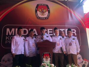 Ketua DPW PBB Sumbar, Zaldi Heriwan mendaftarkan 60 orang kadernya sebagai bakal calon legislatif (bacaleg) ke KPU Sumbar.