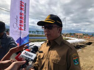 Kepala Dinas Kehutanan Sumbar Yozarwardi mengatakan, kebakaran lahan di Pessel yang saat ini tersebar di delapan titik, sudah 95 persen