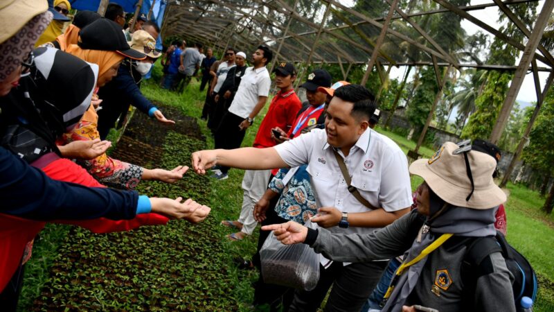 Minati Ikan Bilih dan Kaliandra, Peserta Penastani Kunjungi Semen Padang