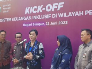 OJK Jadikan Nagari Sumpur sebagai Pilot Project Ekosistem Keuangan Inklusif di Pedesaan