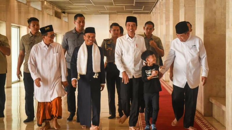 Ketika Presiden Bawa Cucu Salat Jumat di Masjid Istiqlal