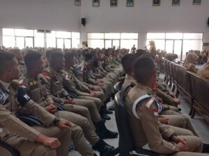 Selama 21 hari ke depan, 217 Praja IPDN kampus Sumatra Barat (Sumbar) melaksanakan praktik lapangan magang di 34 OPD Pemko Padang.