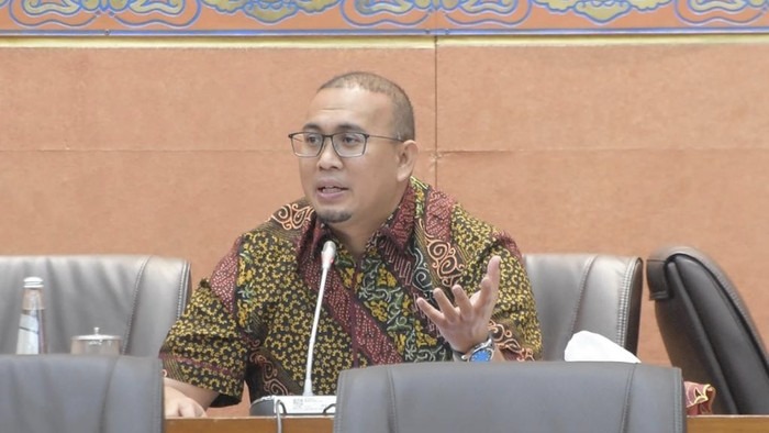 Polemik Depo Plumpang, Andre Rosiade Minta Dilaporkan Ke Presiden