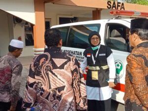 Seorang jemaah haji kloter 5 asal Padang Panjang bernama Nursiah Binti Said Kundu (84) dirujuk ke RSUP M Djamil Padang pada Kamis sore