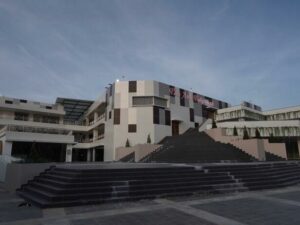 Wakil Wali Kota Bukittinggi, Marfendi menjelaskan soal Gedung Pasang Ateh yang belum dapat dipungut sewa maupun retribusi.