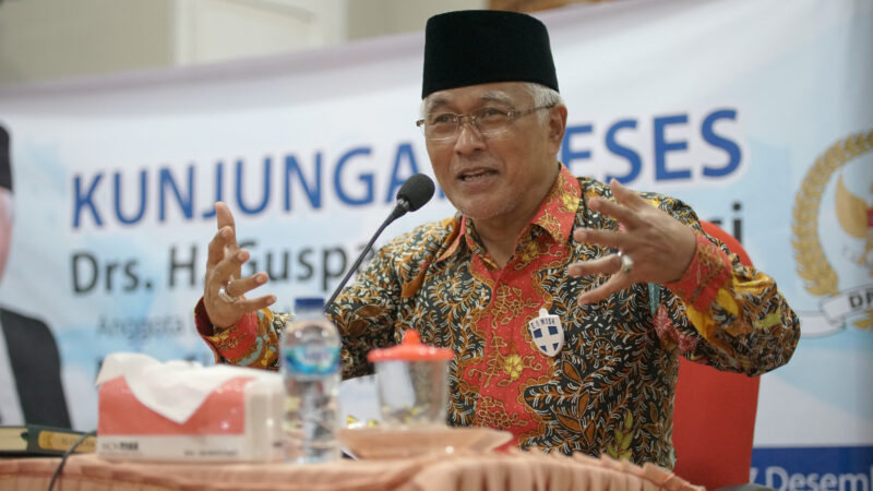 PKS, Partai Amanat Nasional (PAN) dan Partai Demokrat bersaing ketat untuk perebutan kursi DPR RI dari Dapil Sumatra Barat II.