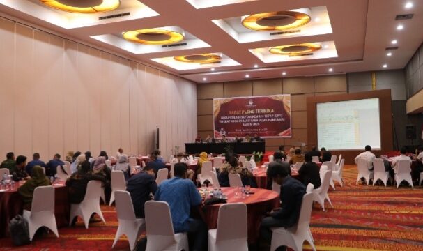 KPU sudah menetapkan DPT untuk Pemilu 2024 Kota Padang sebanyak 666.178 pemilih. Penetapan tersebut dilakukan dalam rapat pleno