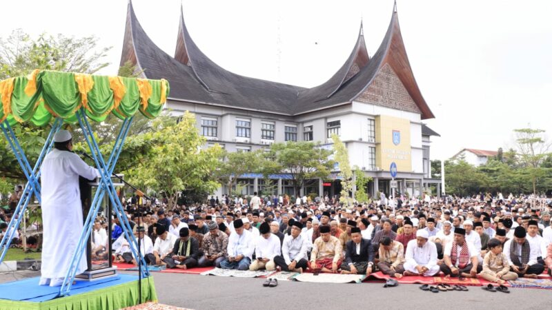 Kepala Kantor Kemenag Kota Payakumbuh, Joben mengatakan, pada Idul Adha 1444 H ini, ada total 1.564 ekor hewan kurban yang akan disembelih