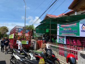 Pertamina bersama Disperdakop UKM Kota Padang Panjang menggadakan operasi pasar. Operasi pasar ini dilaksanakan guna memastikan