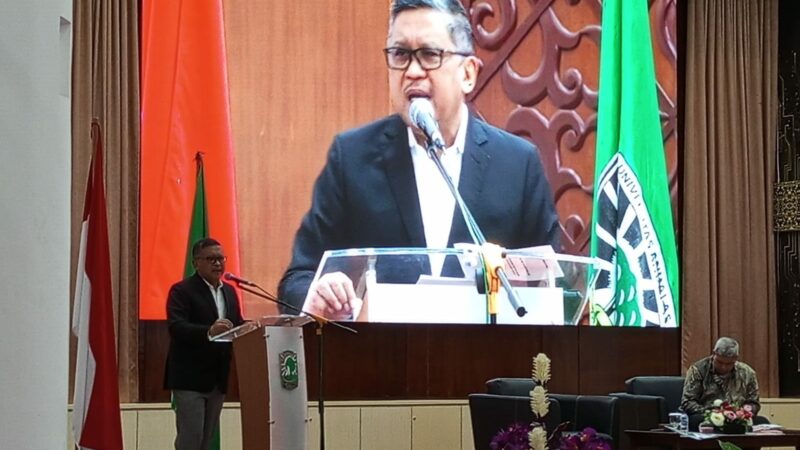 Sekretaris Jenderal Partai Demokrasi Indonesia Perjuangan (PDIP), Hasto Kristiyanto ada trend penurunan tokoh nasional dari Sumatra Barat