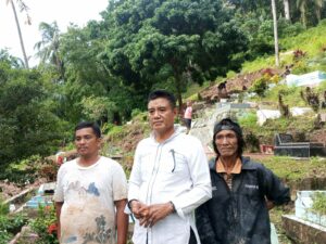 Pengurus Pandam Pekuburan Keluarga Besar Koto Anau, Solok, mengungkapkan bahwa masih ada beberapa kantong mayit yang tertimbun pasca longsor,