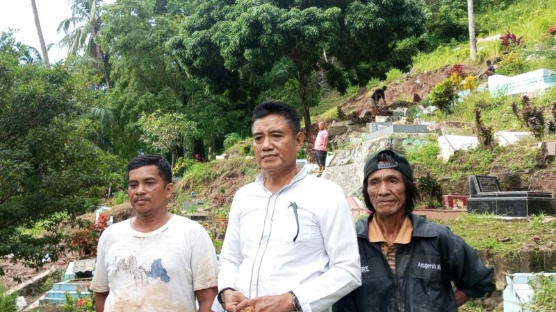 Pengurus Pandam Pekuburan Keluarga Besar Koto Anau, Solok, mengungkapkan bahwa masih ada beberapa kantong mayit yang tertimbun pasca longsor,