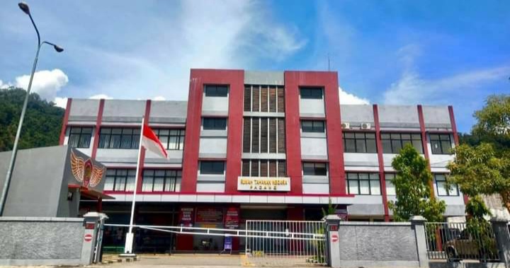 Rutan Kelas IIB Padang memindahkan lima orang narapidana ke Lapas Kelas III Alahan Panjang pada Jumat (21/7/2023).