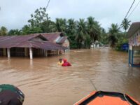 Kadis DLH Padang: Drainase Tersumbat Sampah Pemicu Banjir