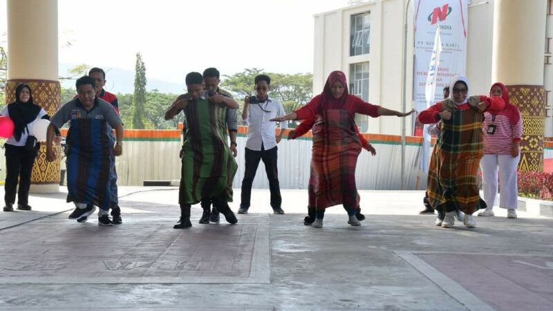 Diisi Berbagai Lomba, HUT RI di Balaikota Padang Meriah