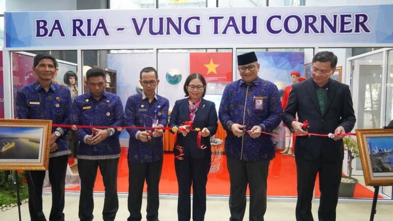 Perkuat Hubungan Diplomatik, Pemko Padang Resmikan Ba Ria Vung Tau Corner
