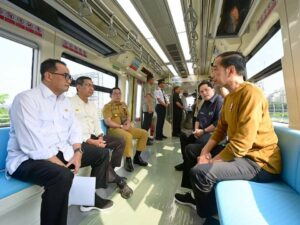 Jajal LRT Jabodebek, Jokowi: Keamanan dan Keselamatan Harus Diutamakan