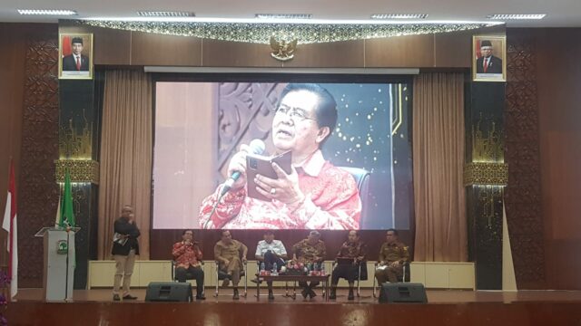 Profesor Unand Terbitkan Buku 