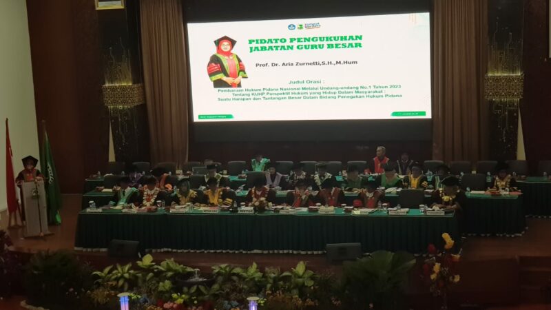 Unand Kukuhkan 5 Guru Besar Baru dari FH dan FKG