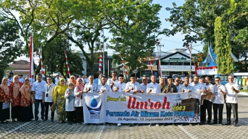 Perumda Air Minum Kota Padang memberikan reward dan apresiasi kepada karyawannya yang sudah memasuki masa pensiun yaitu berupa ibadah umrah.