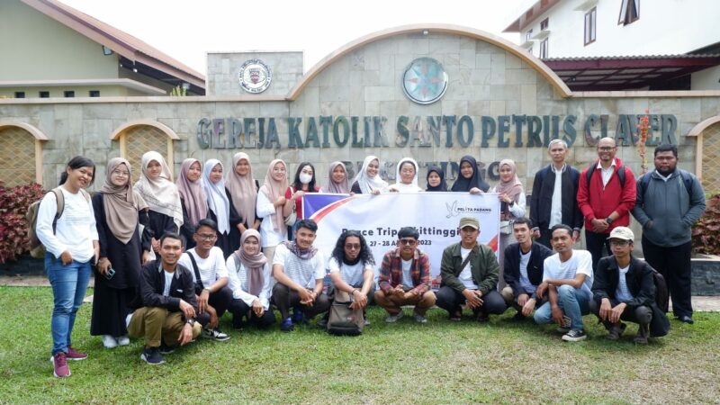 Merawat Keberagaman, Anak Muda Bukittinggi Kunjungi Rumah Ibadah