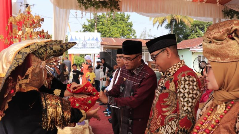 Festival Adat Koto Nan Ompek yang dihelat atas aspirasi pokir (pokok pikiran) dari salah seorang anggota DPRD Provinsi Sumatara Barat,